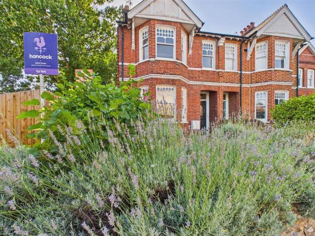 St. Pauls Road, Chichester 5 bed semi detached house to rent £1,800 pcm £415 pw