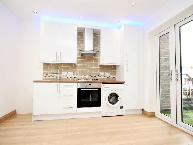 St. Pauls Road, London N1, 3 bed flat to rent, £3,450 pcm | PrimeLocation