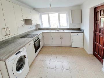 St Pauls Road, Peterborough PE1 3 bed semi detached house to rent £1,025 pcm £237 pw