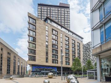 St Pauls Square, City Centre. 1 bed apartment to rent £1,050 pcm £242 pw