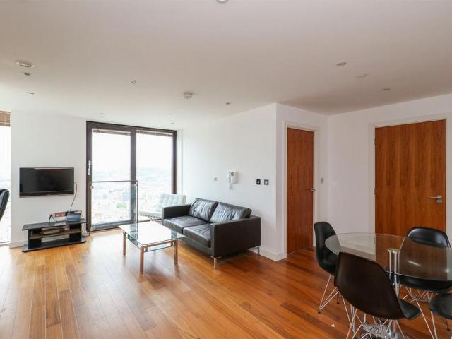 St. Pauls Square, Sheffield S1 1 bed apartment to rent £900 pcm £208 pw