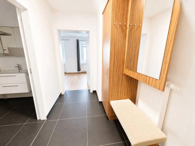 ST. PETER + Lichtdurchflutete 3 Zimmer Maisonettewohnung inkl. zwei Außenstellplätzen
