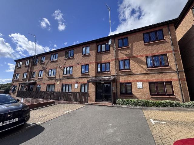 St. Peters Street, Northampton NN1, 1 bed flat to rent, £850 pcm | PrimeLocation