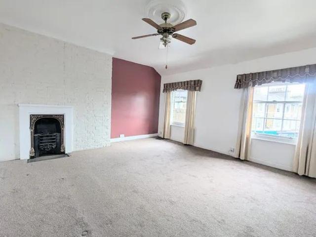 St. Peters Street, Bedford, MK40