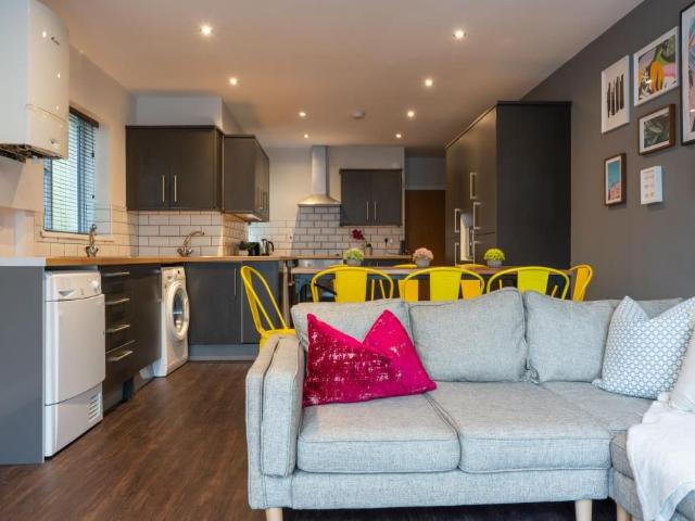 St Peters Street, Cardiff CF24, 7 bed shared accommodation to rent, £580 pppm | PrimeLocation