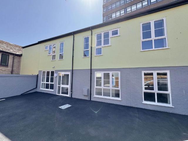 St Peters Street, Ipswich 1 bed apartment to rent £750 pcm £173 pw
