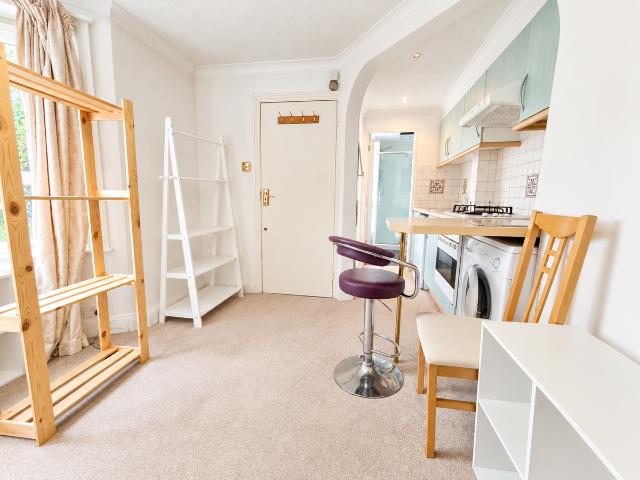St Peters Street, Islington N1, Studio to rent, £1,800 pcm | PrimeLocation