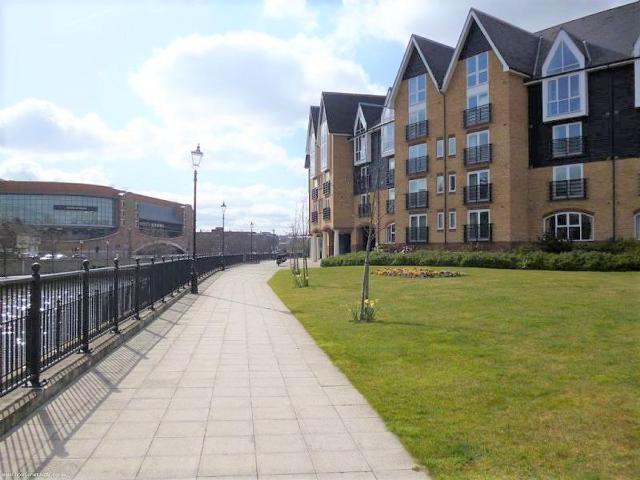 St. Peters Street, Scotney Gardens ME16, 2 bed flat to rent, £1,250 pcm | PrimeLocation
