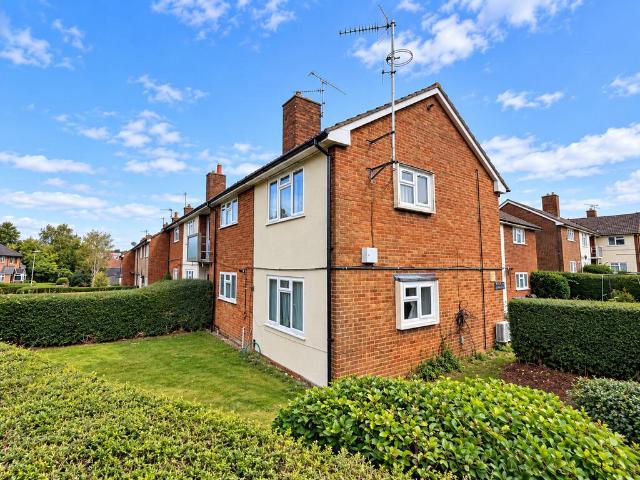 St. Peters Road, Basingstoke RG22 2 bed apartment to rent £1,150 pcm £265 pw