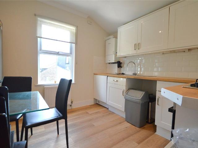 St. Peters Road, Croydon CR0, 3 bed flat to rent, £2,100 pcm | PrimeLocation