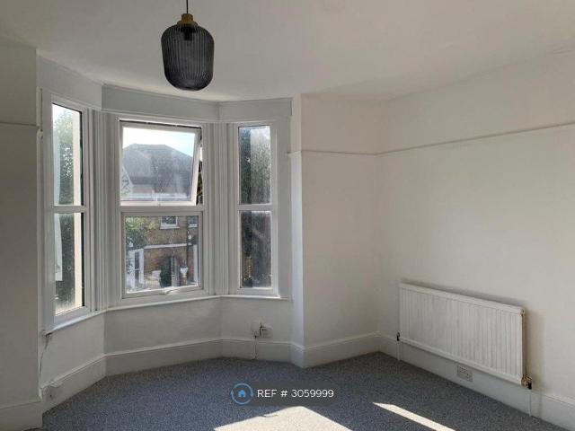St Peter's Road South Croydon CR0, 1 bed flat to rent, £1,400 pcm | PrimeLocation
