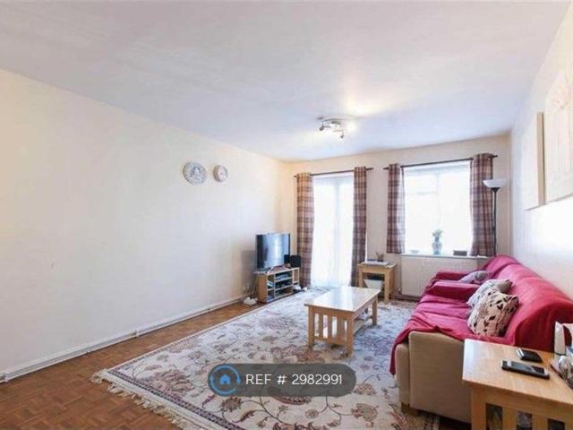 St Peters Way, Ealing W5, 2 bed flat to rent, £2,100 pcm | PrimeLocation