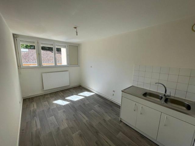 ST RAMBERT EN BUGEY T4 73m2 rue Juvanon
