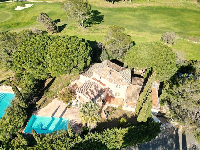 St Raphael Valescure, Belle Villa De 7 Pieces 3 Chambres, Te. 180m² Saint Raphaël