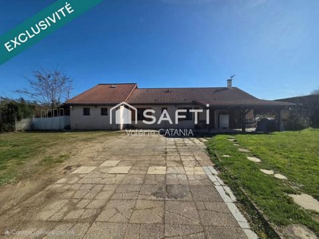 ST Siméon de Bressieux, Maison de plain pied 122m² sur terrain de 1002m²