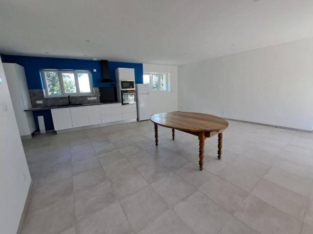 ST SORLIN DE VIENNE Maison T4 mitoyenne avec 3 chambres