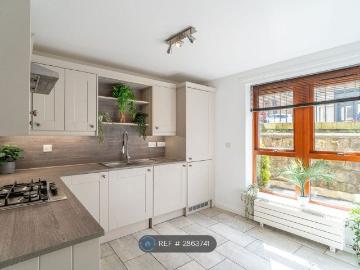 Edinburgh, Shetland - Balcony, Equipped kitchen