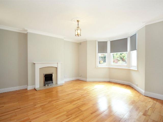 St Stephens Avenue, Shepherds Bush, London W12, 1 bed flat to rent, £2,000 pcm | PrimeLocation