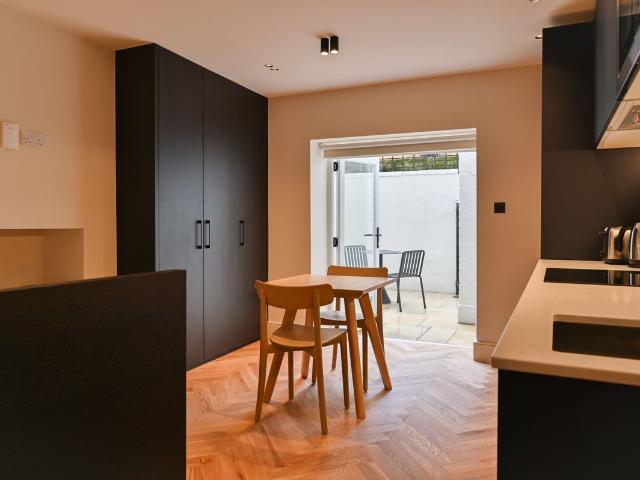 St. Stephens Crescent, London W2, Studio to rent, £2,600 pcm | PrimeLocation