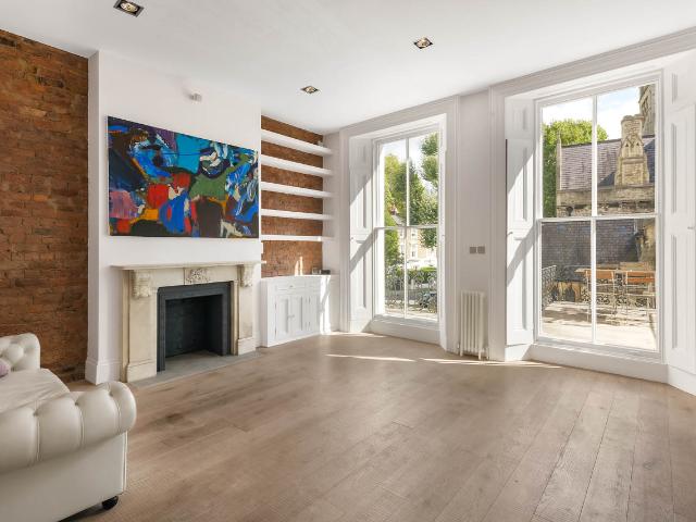 St. Stephens Crescent, Notting Hill, London, W2 Century 21 United Kingdom