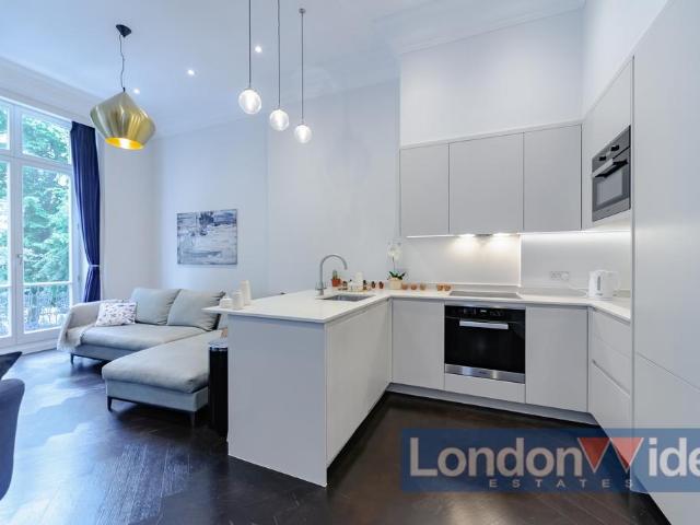 St Stephens Gardens, Notting Hill, W2 1 bed apartment to rent £3,450 pcm £796 pw