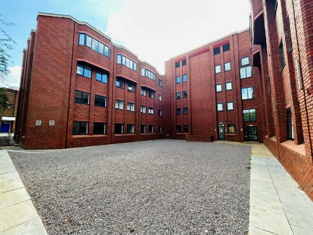 St. Stephens House, Redditch B97, 1 bed flat to rent, £825 pcm | PrimeLocation