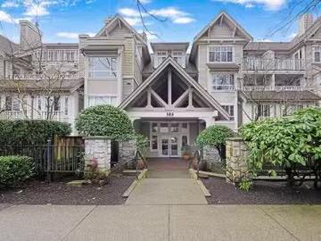 Greater Vancouver - Fireplace, Parking