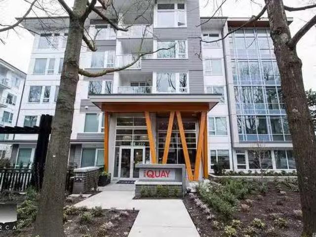 St Street W, North Vancouver, BC, V7M 0E8 lease for lease L.