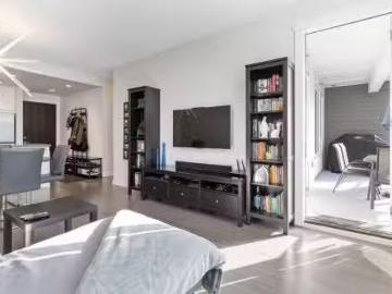 St Street W, North Vancouver, BC, V7M 3G8 Single Family Prop.