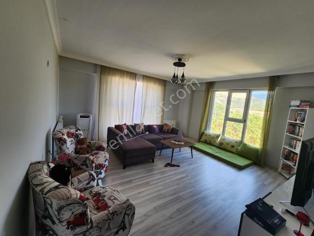 Stm Emlaktan Erdek Alaaddiin Mah.4+1 Dubleks Eşyalı Kiralık Dair
