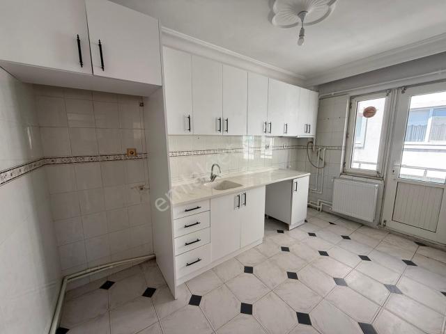 Stm Emlaktan Paşakonak Mahallesinde 2+1 Kiralık Daire