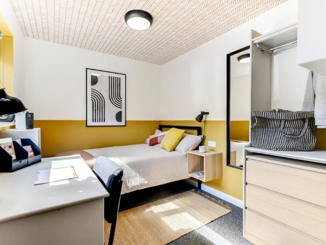 Stothard Road, Bristol BS7 7 bed house to rent £6,370 pcm £1,470 pw