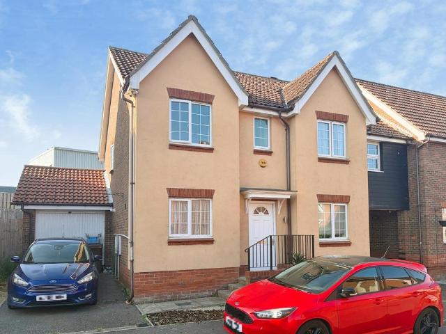 Stour Close, Harwich, CO12 4 bed house to rent £2,000 pcm £462 pw