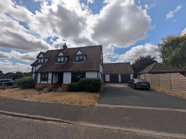 Stour Close, Saxmundham IP17, 5 bed detached house to rent, £1,850 pcm | PrimeLocation