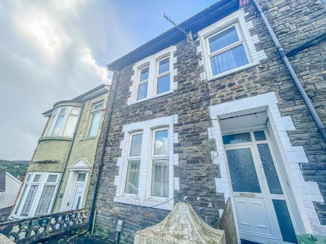 Stow Hill, Pontpridd CF37 1 bed in a house share to rent £305 pcm £70 pw