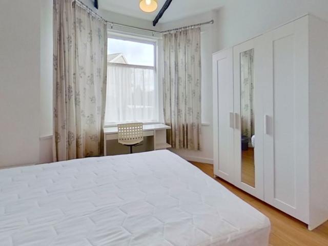 Stow Hill, Treforest CF37, 5 bed shared accommodation to rent, £338 pppm | PrimeLocation