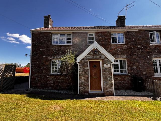 Stowey, Bishop Sutton BS39 3 bed semi detached house to rent £1,750 pcm £404 pw
