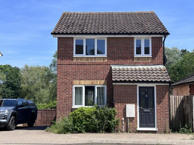 Stowmarket Road, Great Blakenham IP6 3 bed detached house to rent £1,325 pcm £306 pw