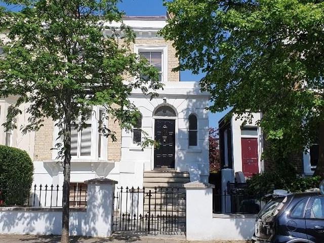 Stock Orchard Crescent, London, N7 3 bed flat to rent £6,000 pcm £1,385 pw