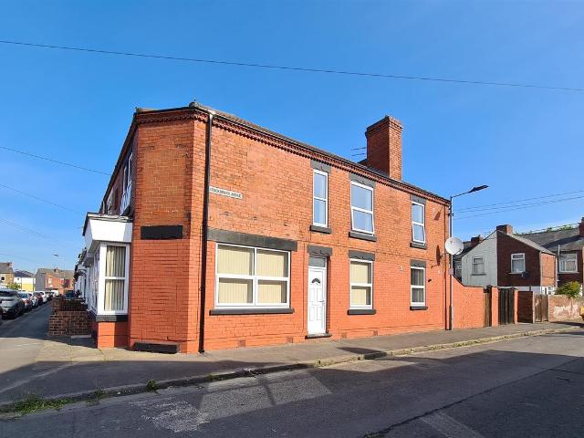 Stockbridge Avenue, Bentley, Doncaster DN5, 2 bed flat to rent, £700 pcm | PrimeLocation