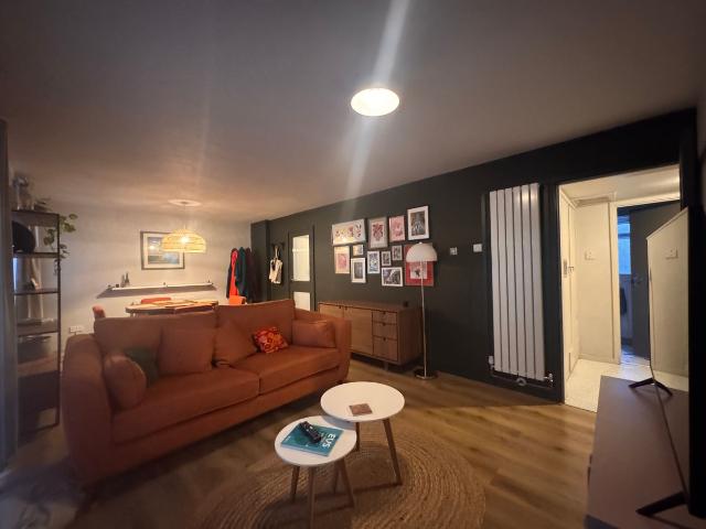 Stockdale Place, Birmingham B15, 2 bed flat to rent, £1,250 pcm | PrimeLocation