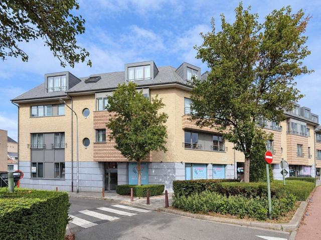 Stockel Beautiful duplex with terrace, garage and parking