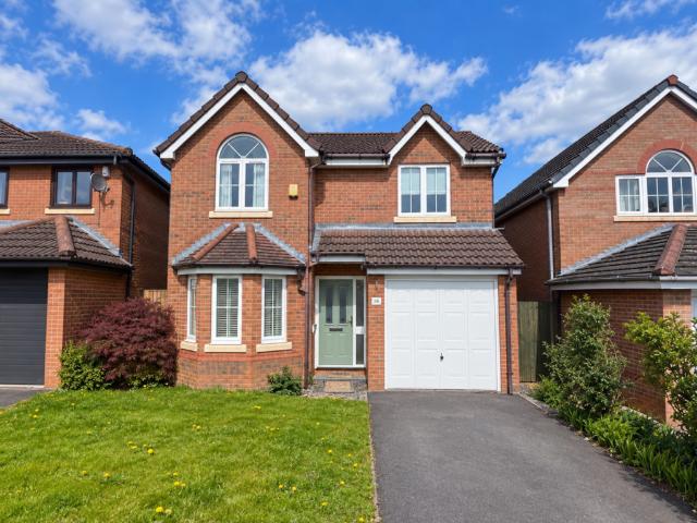 Stockport SK2 4 bed detached house to rent £2,095 pcm £483 pw