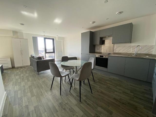 Stockport Road, Ardwick, Machester. Studio to rent £875 pcm £202 pw