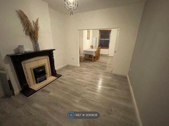 Stockport Road, Stockport SK3, 2 bed terraced house to rent, £1,100 pcm | PrimeLocation