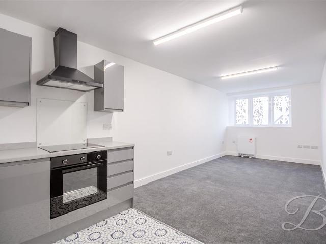 Stockwell Gate, Mansfield NG18, 1 bed flat to rent, £750 pcm | PrimeLocation