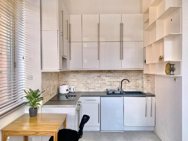Stockwell Street, Glasgow, G1 1 bed flat to rent £1,200 pcm £277 pw