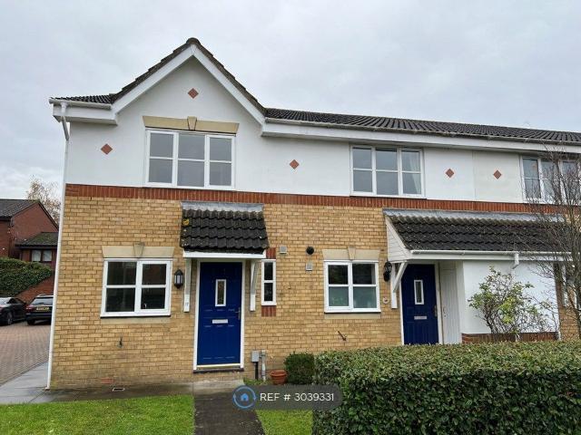 Stocton Close, Guildford GU1, 2 bed semi detached house to rent, £2,000 pcm | PrimeLocation