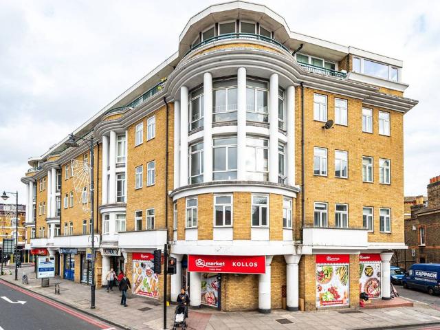 Stoke Newington High Street, Stoke Newington, London N16, 1 bed flat to rent, £1,950 pcm | PrimeLocation