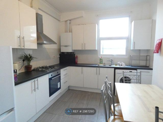 Stoke Newington Road, London N16, 4 bed terraced house to rent, £4,490 pcm | PrimeLocation